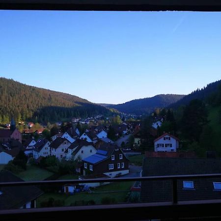 Tolle 1 Zimmer Ferienwohnung Mit Super Aussicht เอนซ์เคลิสแทร์เลอ ภายนอก รูปภาพ